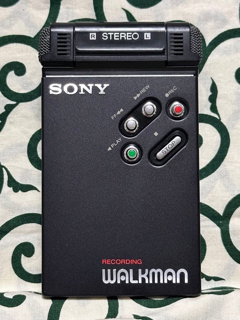 SONY WM-R2 Stereo Cassette Walkman, cleaned, includes instruction manual.