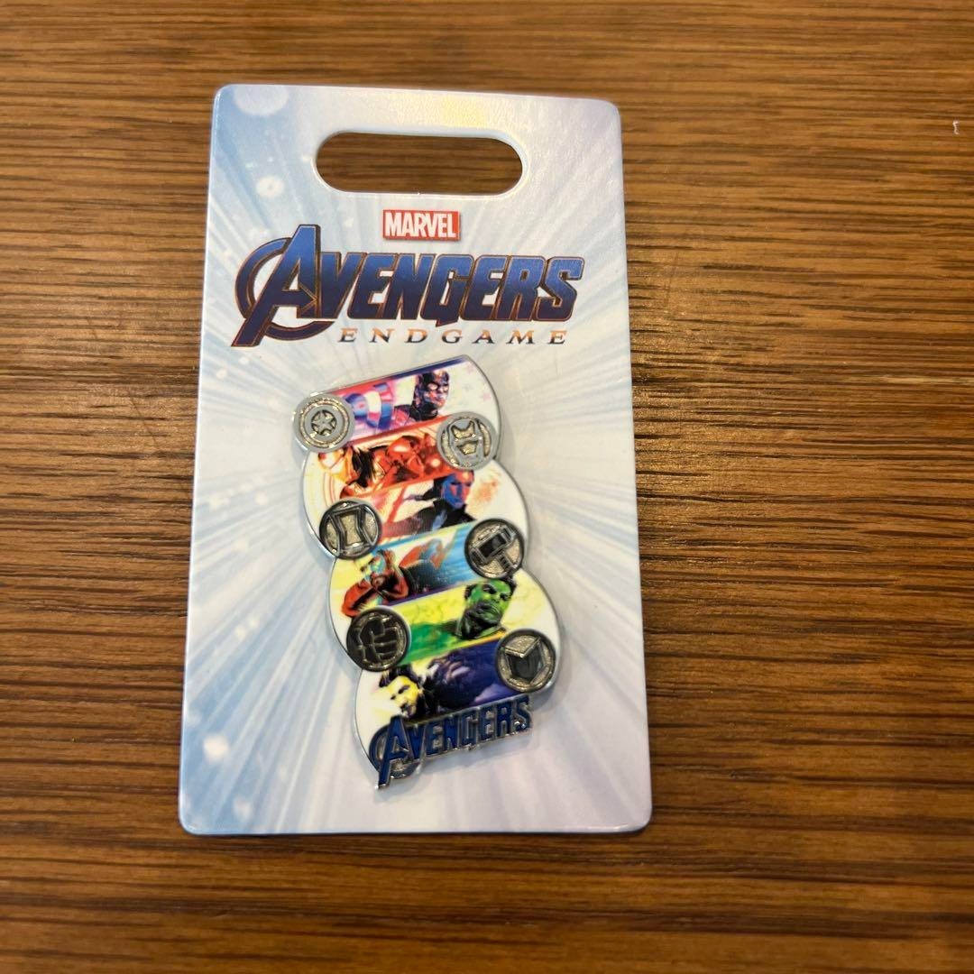 Disney Pin Badges Set Of 8