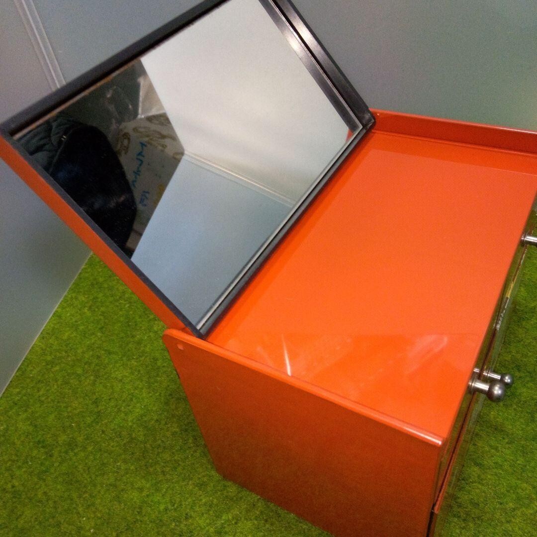 Showa retro make-up box with mirror