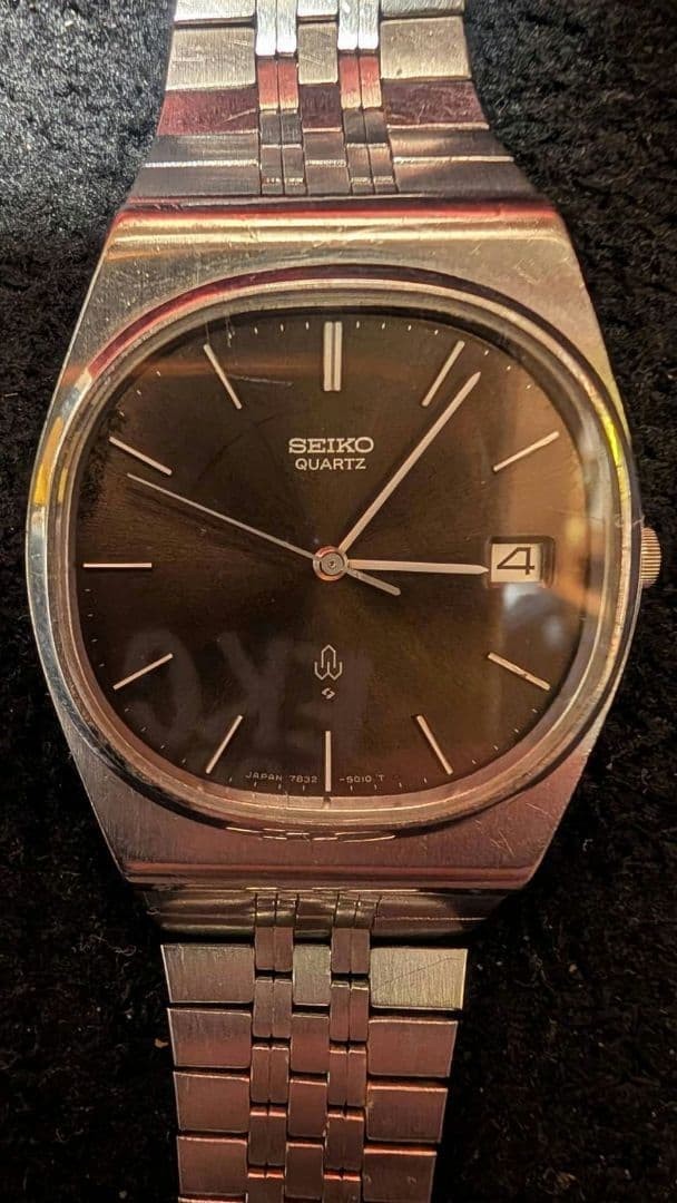 SEIKO Quartz Watch Dark Brown Showa Retro