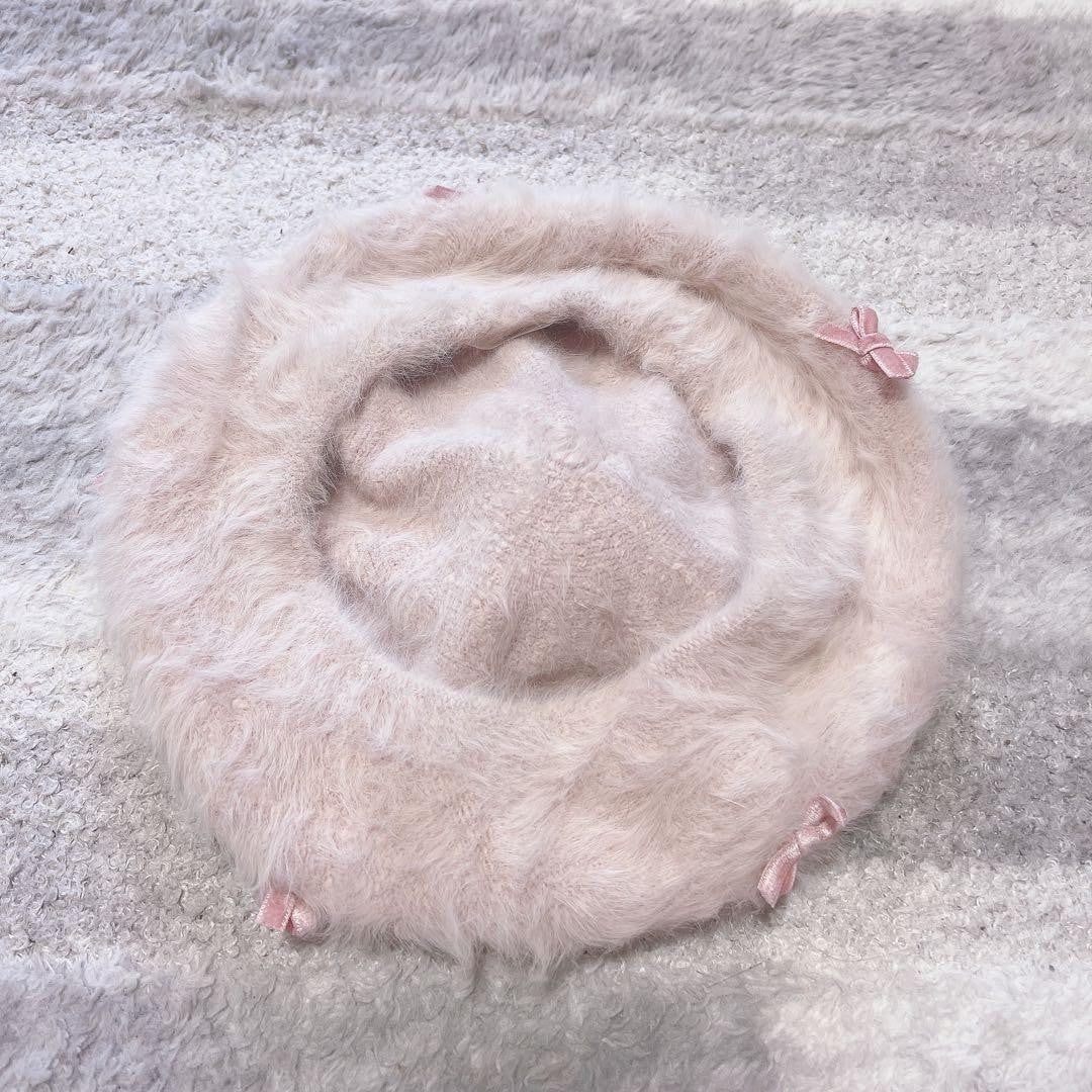 LIZ LISA Pink Fur Beret with Ribbon Cute Vintage Style Excellent Condition