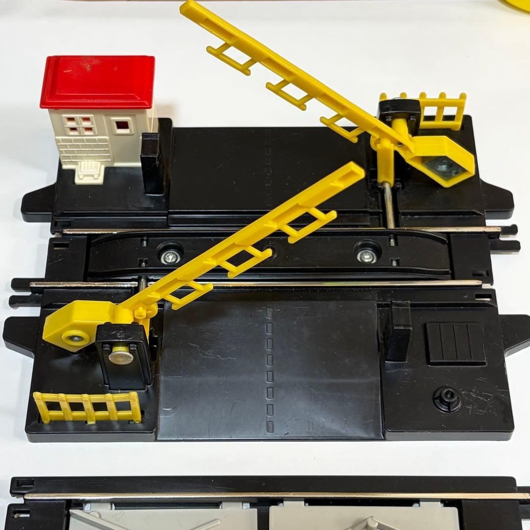 Tomy D51 101 Locomotive Rail Set Toy Train Ready to Use Vintage Gem