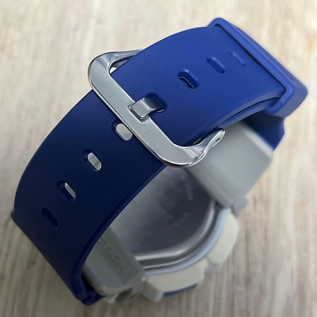 Casio G-Shock Dw-9500 Quartz Digital Wristwatch White Blue Vintage Used Japan