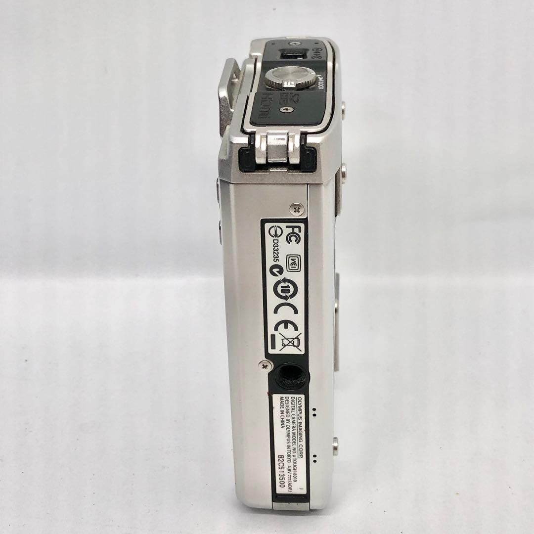 OLYMPUS Waterproof Digital Camera μ TOUGH 8010