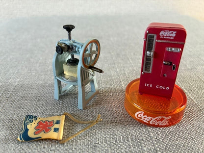 Nostalgic Home Appliances Miniature Set: Showa Retro