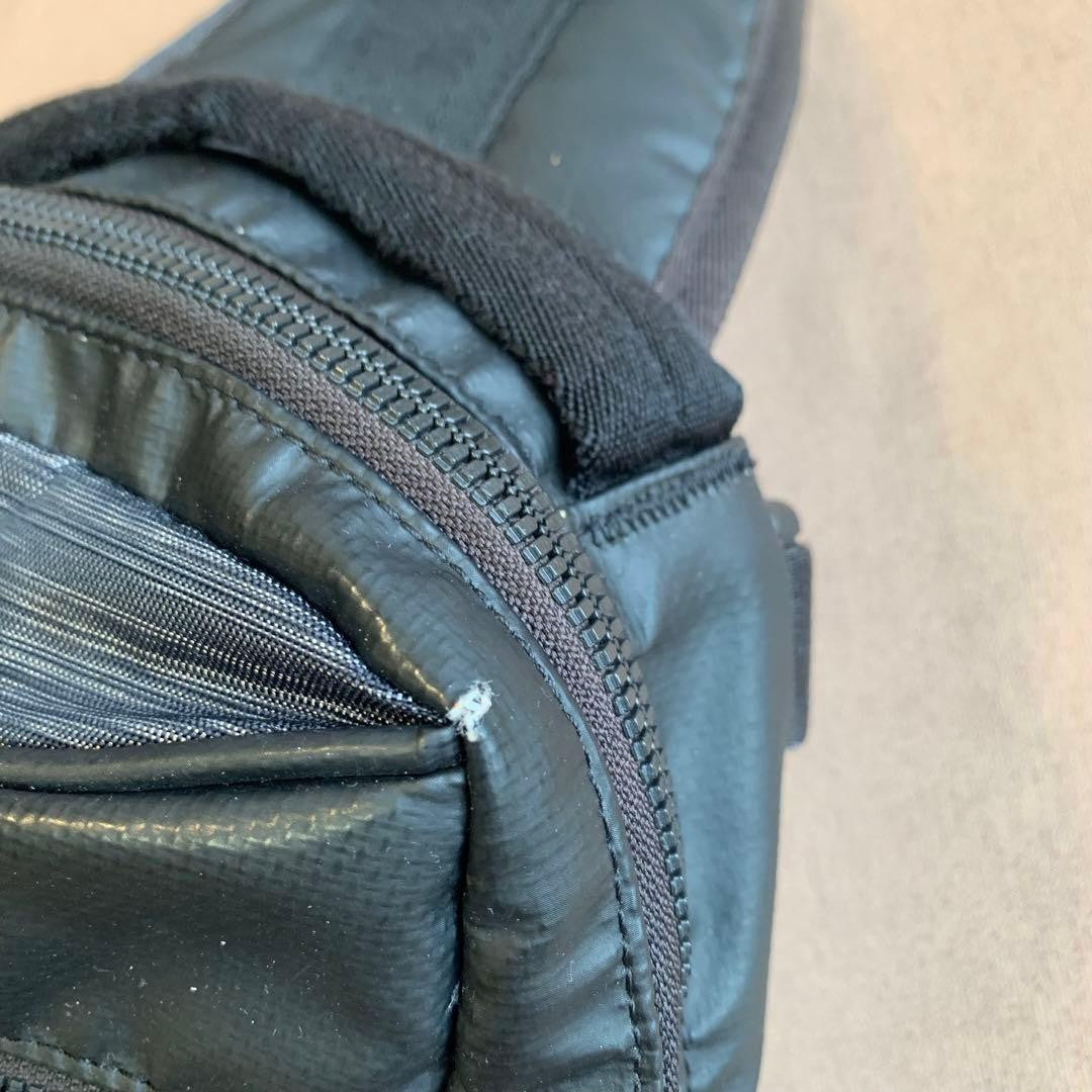 oakley vintage skull design body bag Japan Rare
