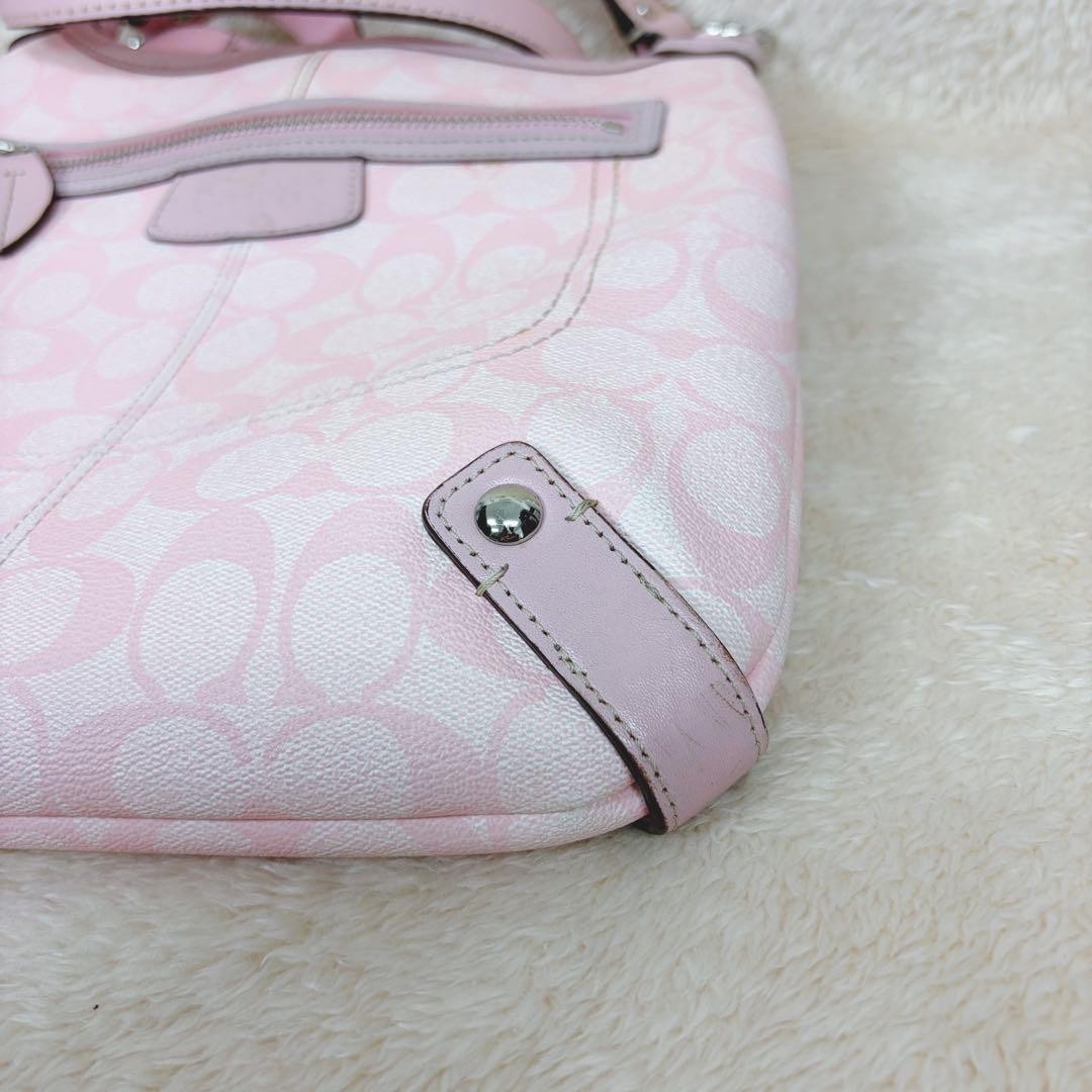 COACH Signature Shoulder Bag Pink