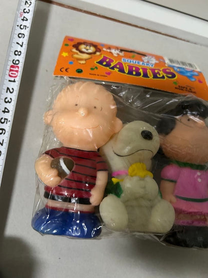 Snoopy, Charlie Brown, Lucy Sofubi Set Retro Pachinko