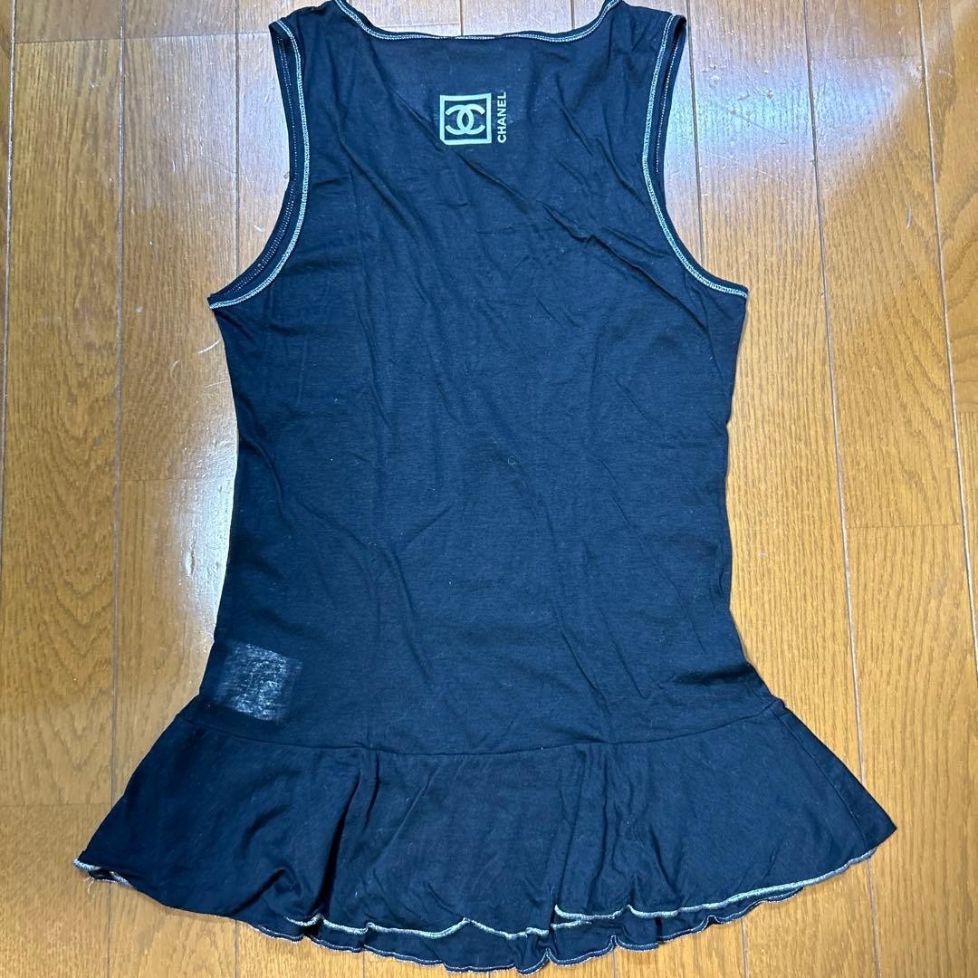 USED CHANEL TANK TOP WITH FRILLS GOOD