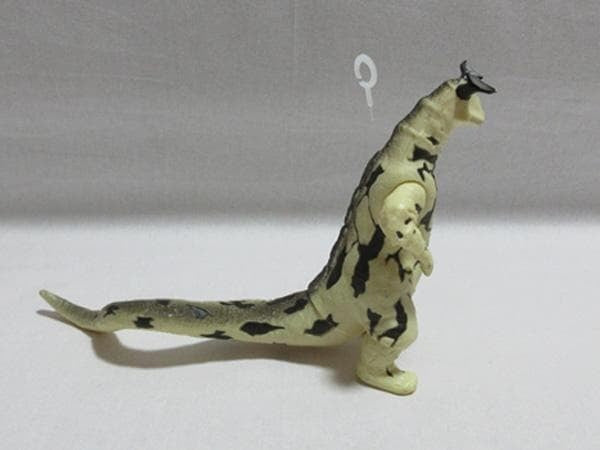 BANDAI Ultra Seven Eleking Sofubi 2000 Model Discontinued Out of Print Showa