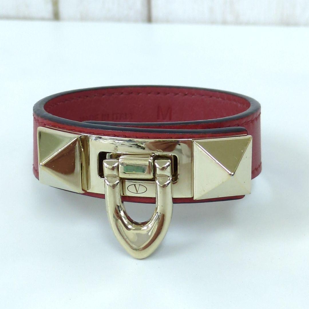 Valentino Garavani Red Leather Gold Studded Bracelet Size M 21.7cm 8.5" Used