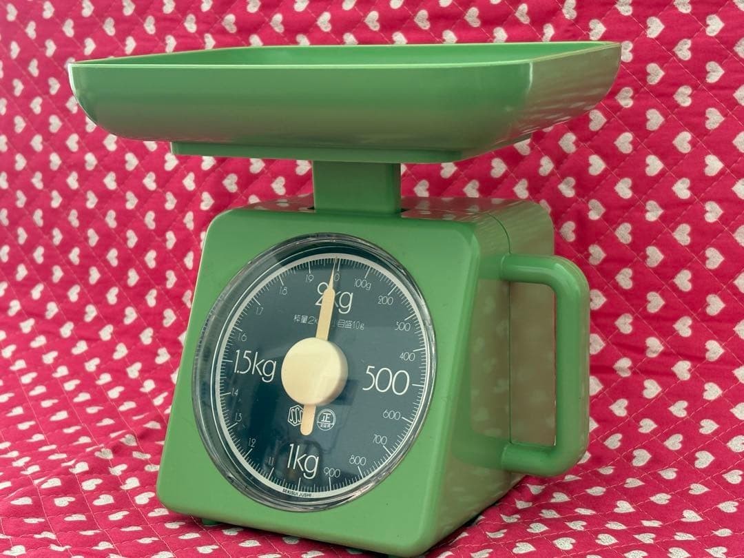 Showa Retro Analog Kitchen Scale, Green, 2kg, Sekisui