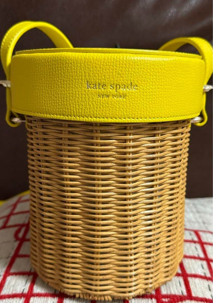 Kate Spade BUZZ HONEY POT Crossbody BEE Wicker Yellow Bag Used