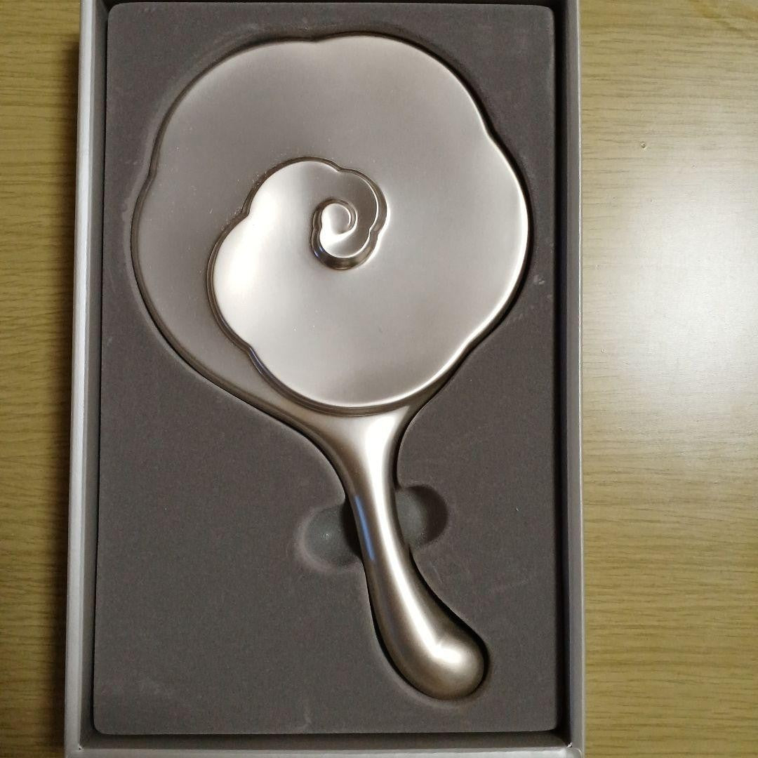 SHISEIDO Camélia Supérieur 97 Hand Mirror Angela Cummings from JAPAN Used item
