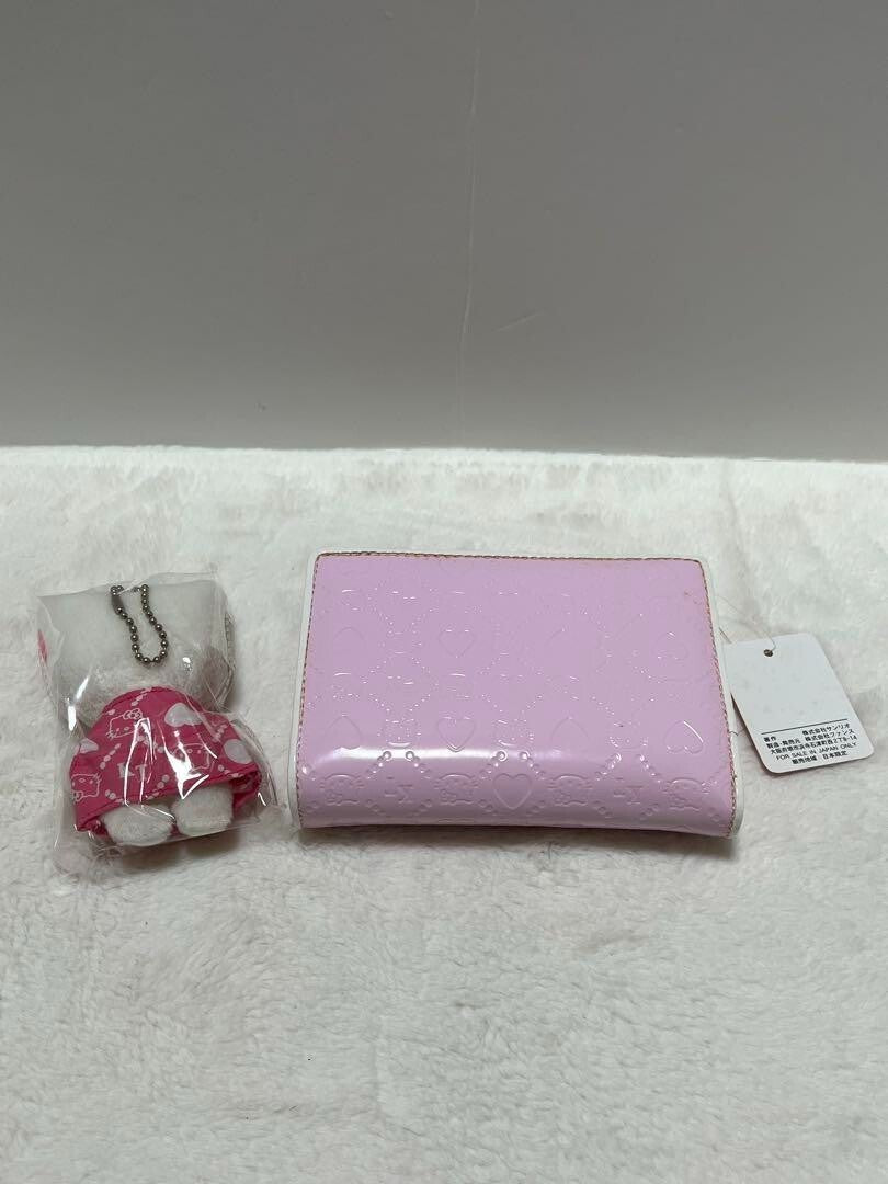 2004 Heisei Retro Hello Kitty Retro Bifold Wallet With Mascot