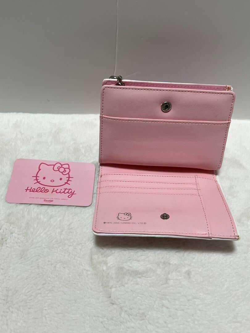 2004 Heisei Retro Hello Kitty Retro Bifold Wallet With Mascot