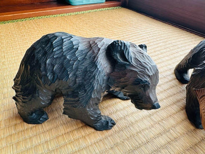 Set of two carved wooden bears