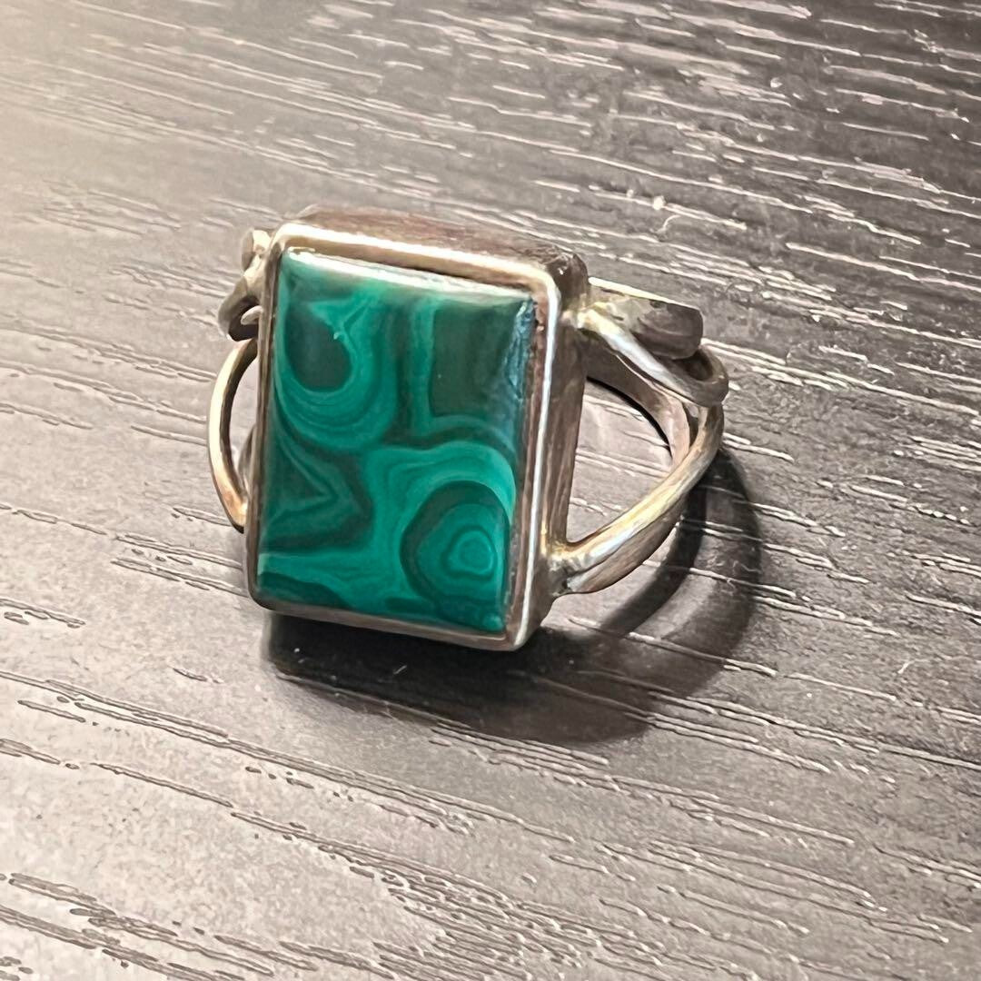 Vintage No. 13 Silver Malachite Ring 1.9cm Wide Unique Design