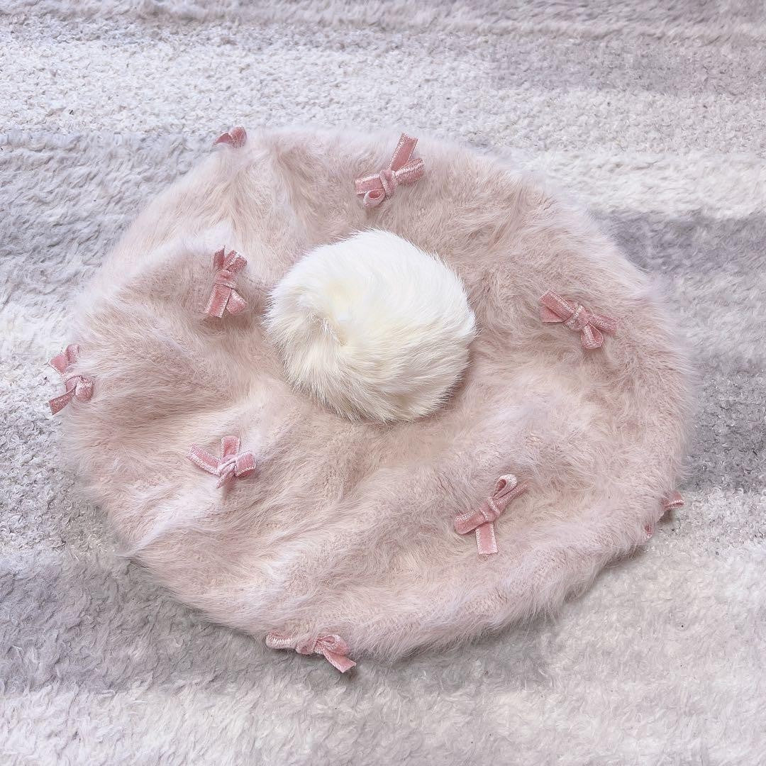 LIZ LISA Pink Fur Beret with Ribbon Cute Vintage Style Excellent Condition
