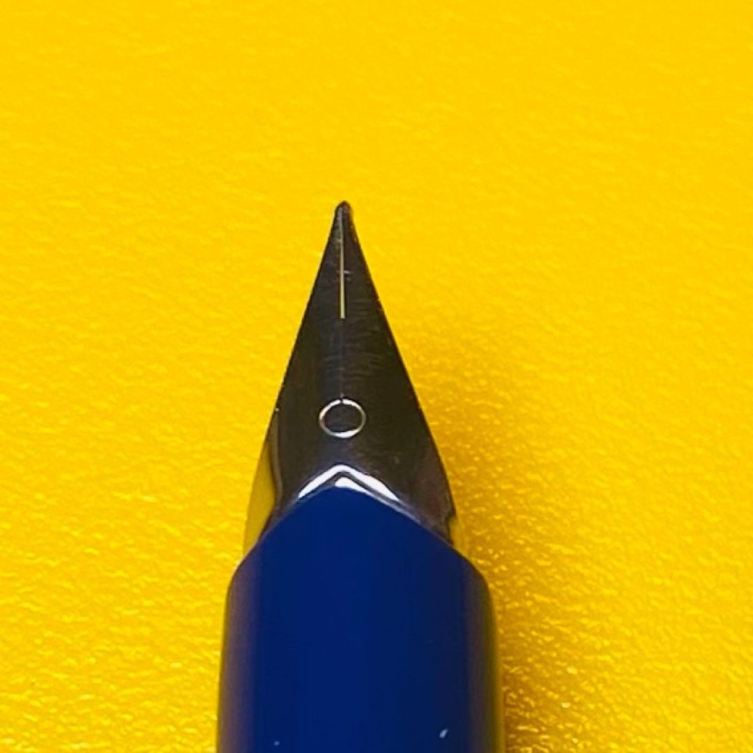 Vintage Pelikan Fountain Pen Blue Steel Nib F-like Nib 1970s Rare