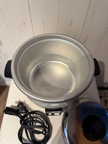 SANYO Rice Cooker, White, with Keep Warm and Cooking Functions