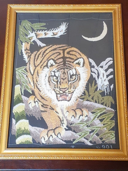 Showa Retro Thread Painting Cultural Embroidery Tiger Bamboo Grove Painting Art