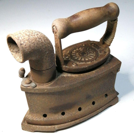 [Antique] Antique iron, interior, Showa Retro.