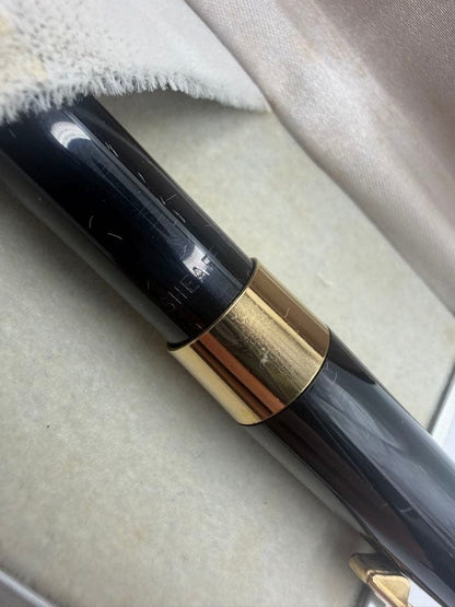 Sheaffer 14K 585 Fountain Pen 14K Gold Nib Vintage Authentic Rare Series