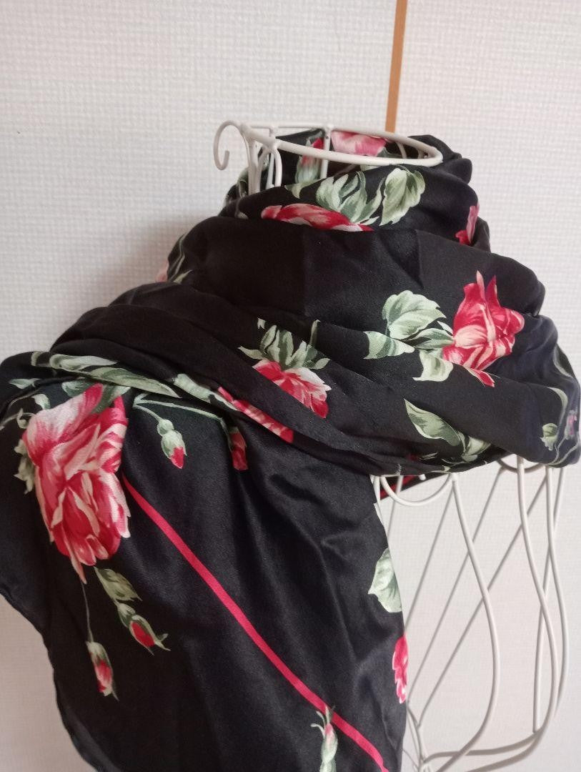 Ysl Yves Saint Laurent Silk 100 Large Scarf Rose Floral print 88x88cm Luxury