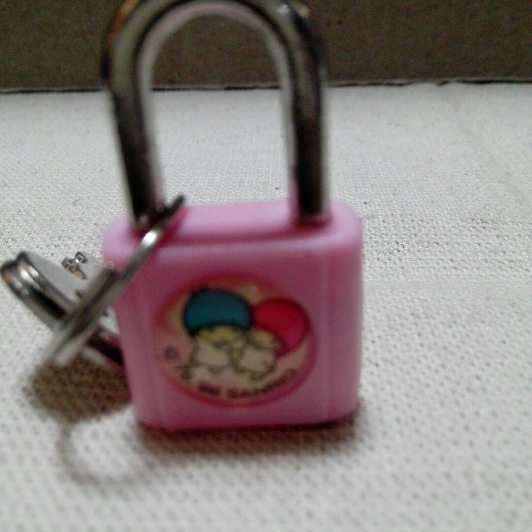 Sanrio Little Twin Stars Kiki Lala Padlock Key Chain Vintage Retro 1996 unused