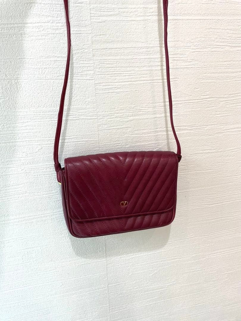 Valentino Garavani Quilted Leather Crossbody Shoulder Bag wine Luxury Auth RARE