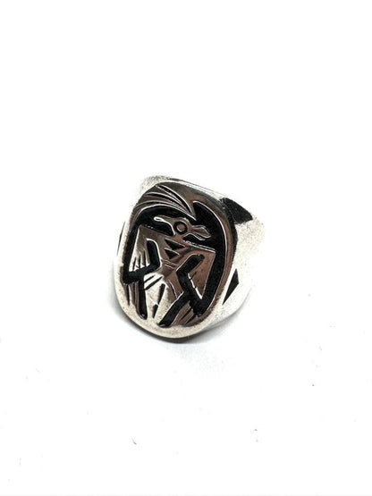 Vintage 925 silver ring with Thunderbird design.