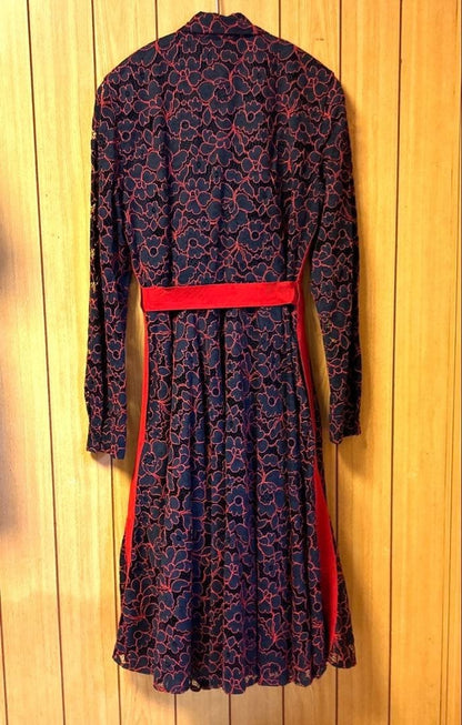 Carolina Herrera Dress Lace Design Red Accents Size L Beautiful Condition