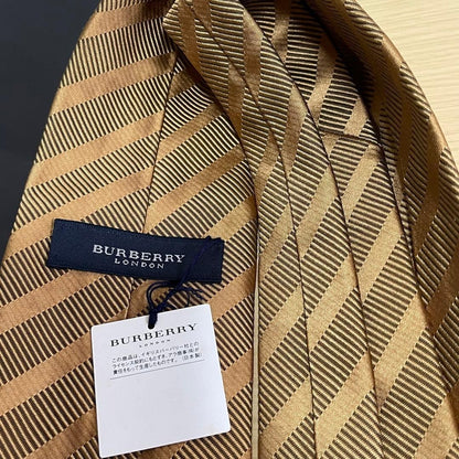 Burberry Tie Striped Border Glossy Elegant Gorgeous Fashionable USED NO BOX
