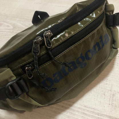 Patagonia Black Hole Waist Pack 5L Sage Khaki Used