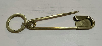MARC JACOBS Extra Large L Safety Pin Logo Key Ring Key Holder Charm Metal Gold