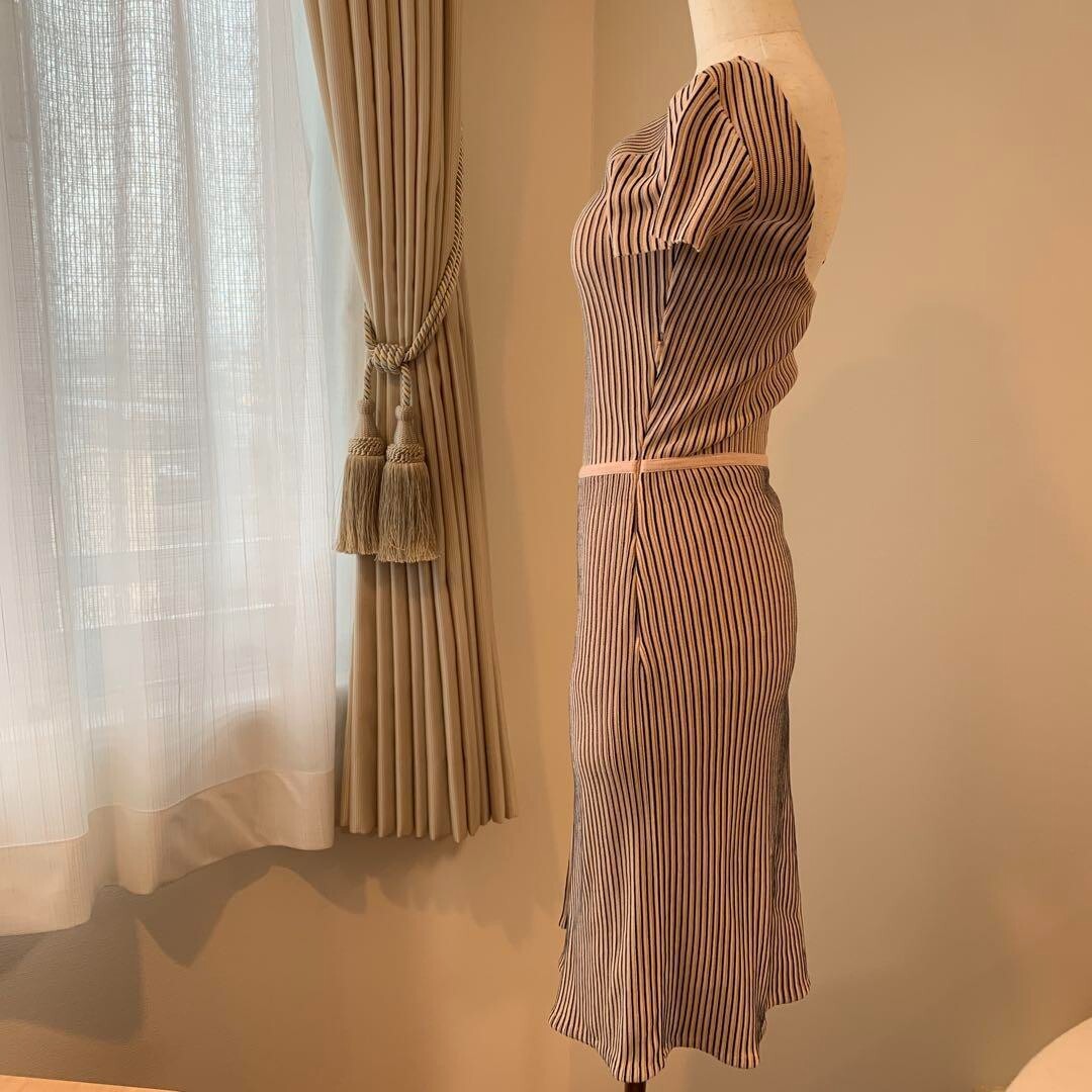 Christian Dior Women's Beautiful Knit Dress Size 7 Used Good Condition