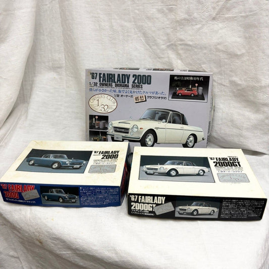 306 ARII 3-Piece 1/32 Fairlady 2000 Plastic Model Kit Bundle Sale 1967 Model