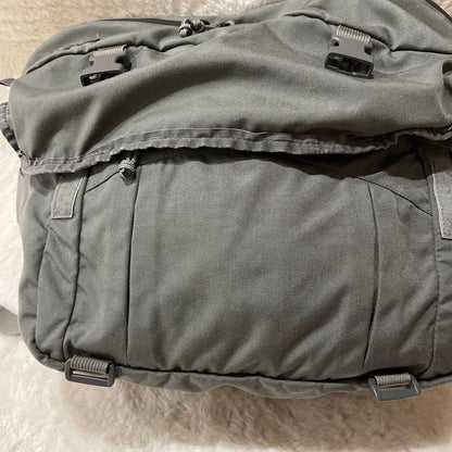 MYSTERY RANCH Invader Messenger Bag Rare Discontinued Shoulder Body Bag Used