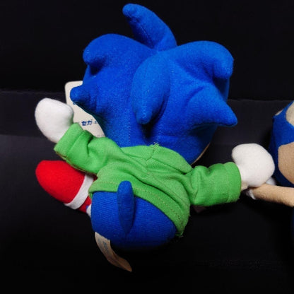 Extremely rare Sonic SEGA plush toy with Sonic and friends dressed up, flower bo