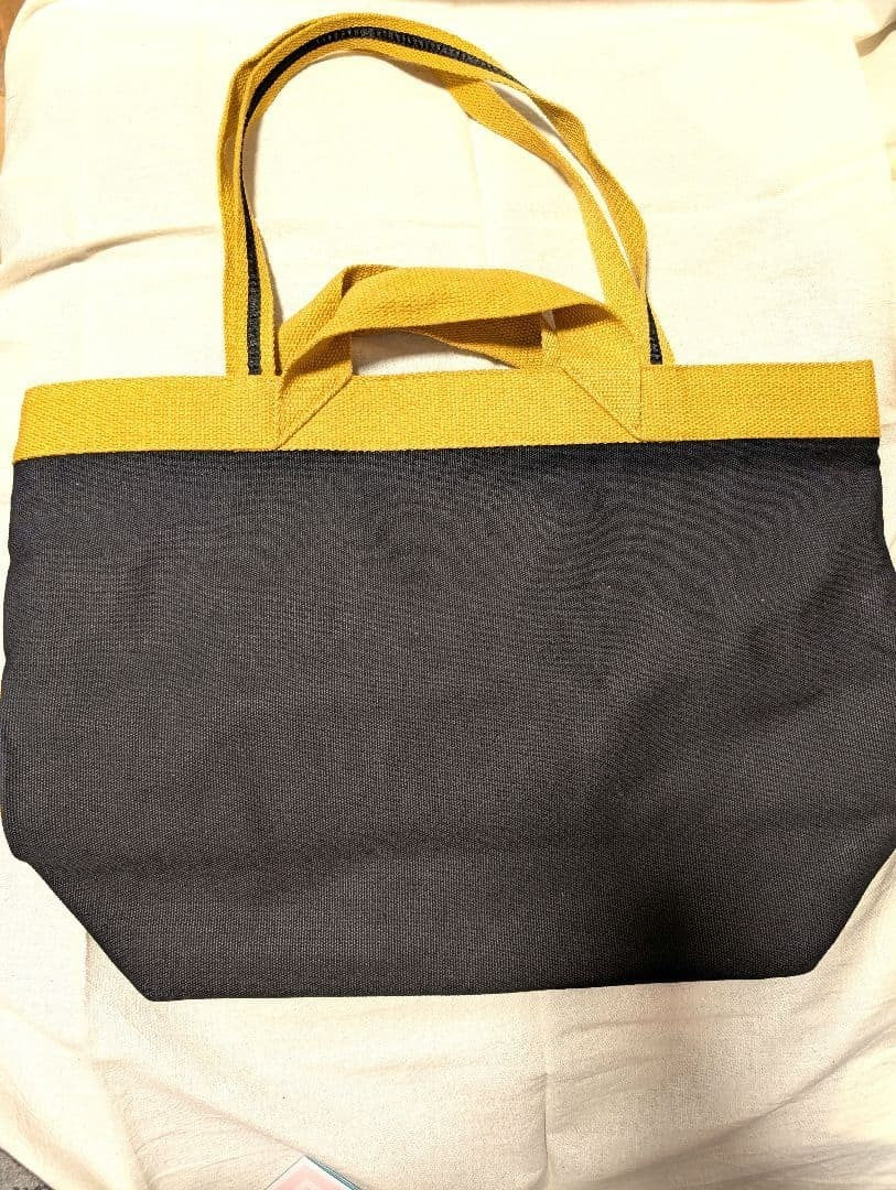 Twisted Wonderland Savanaclaw Tote Bag with Samantha Thavasa Bag Charm