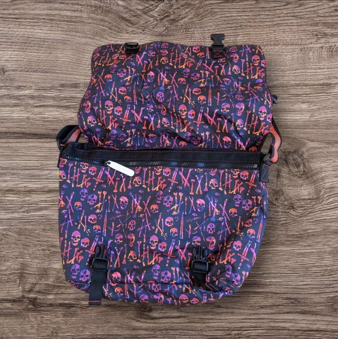 LeSportsac Black Artist-in-Residence Skull Shoulder Bag Nylon Multi From Japan