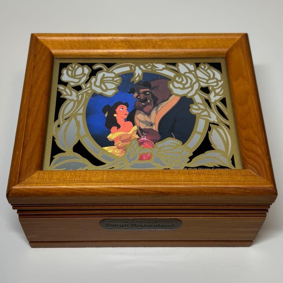 Disney Beauty and the Beast Music Box Retro Tokyo Disneyland Used Cond