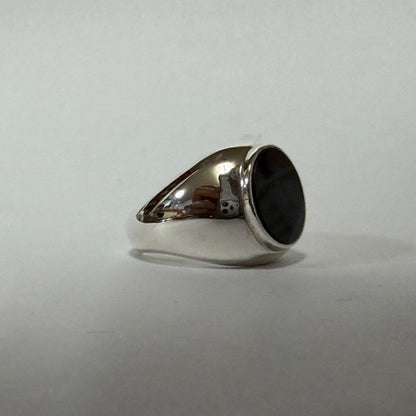 Here's KREIS ONYX RING (Onyx Ring)