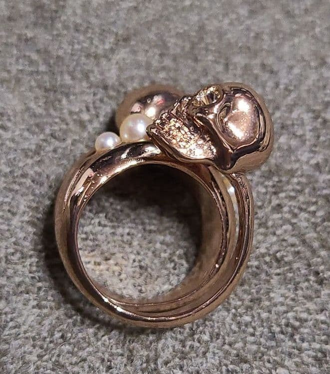 Alexander McQueen Skull Ring Pink Gold Skull Pearl