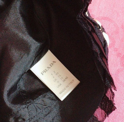 USED ANONYMOUS SHIPPING. EXCELLENT CONDITION PRADA VINTAGE LACE CAMISOLE BLACK