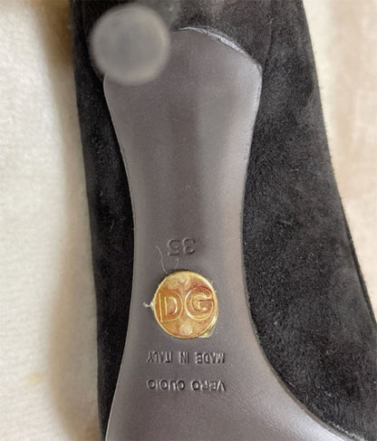 Rare Dolce & Gabbana Suede Pumps with Lipstick Accent - Size 35