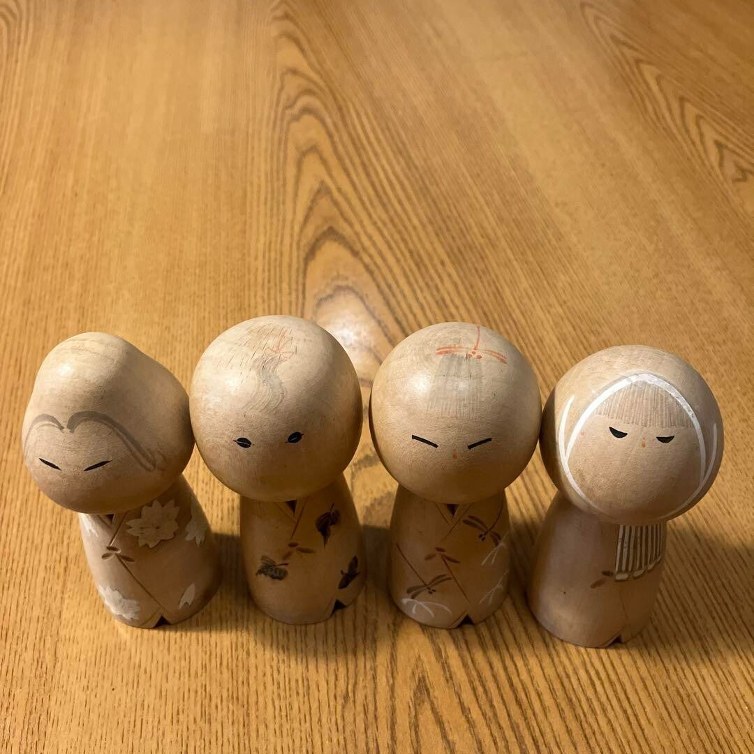Mini Kokeshi Doll Issetsu 4 Pieces Approx. Height 10.5cm Vintage Rare Old Retro