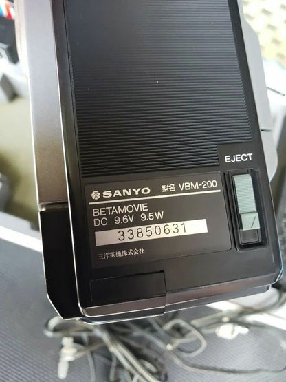 Beta Version Sanyo VBM-200 with Case Showa Retro