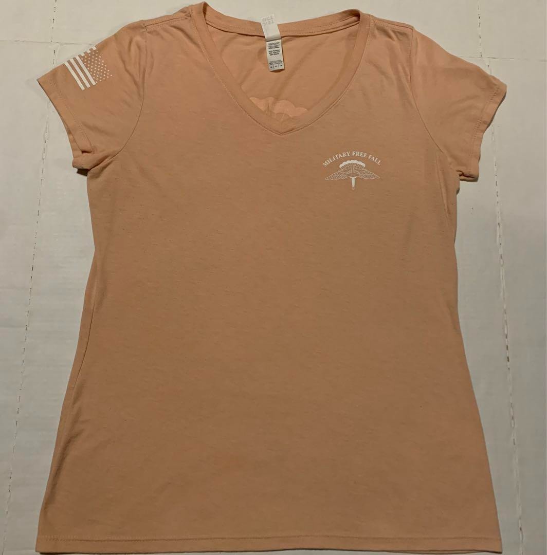 U.S. Military T-Shirt Parachute Unit USA Vintage Clothing